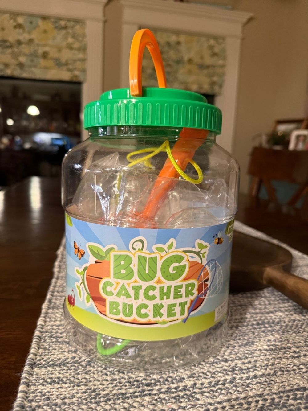 Bug Catcher Bucket - Green Lid with Orange Handle -New!